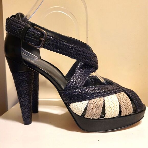 Stuart Weitzman Bradford Black Woven Leather Straps Platform Sandals sz.8.5 $375 - Picture 2 of 11